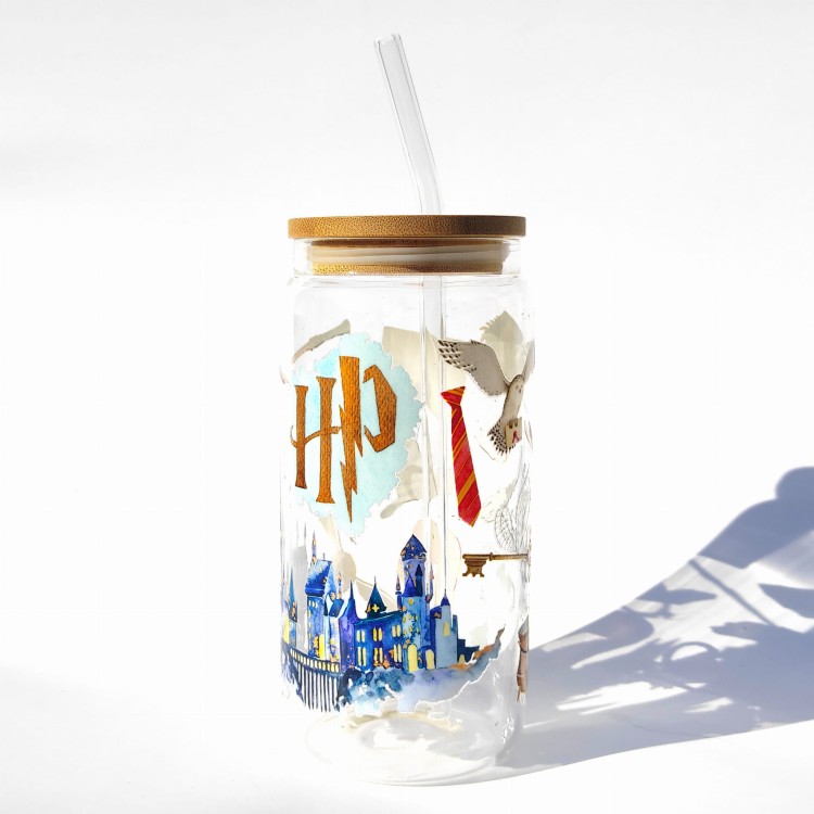 Szklanka 550 ml z bambusową pokrywką i słomką - inspirowany harrym potterem hogwart szkoła magii - pocichutku.pl