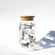 Szklanka 550 ml z bambusową pokrywką i słomką - jamniki jamnikowo - pocicjutku.pl