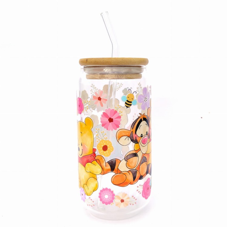 Szklanka 550 ml z pokrywką i słomką - love kubuś puchatek szklanka pełna miłości - pocichutku.pl