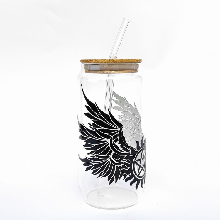 Szklanka 550 ml z bambusową pokrywką i słomką – supernatural outlet skrzydła - pocichutku.pl