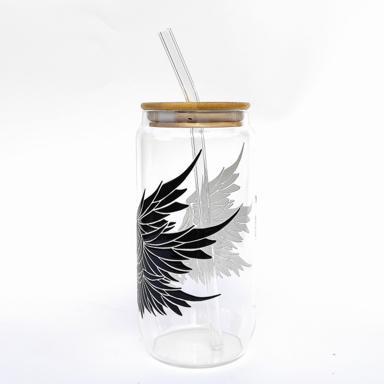 Szklanka 550 ml z bambusową pokrywką i słomką – supernatural outlet skrzydła - pocichutku.pl