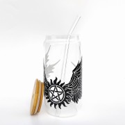 Szklanka 550 ml z bambusową pokrywką i słomką – supernatural outlet skrzydła - pocichutku.pl