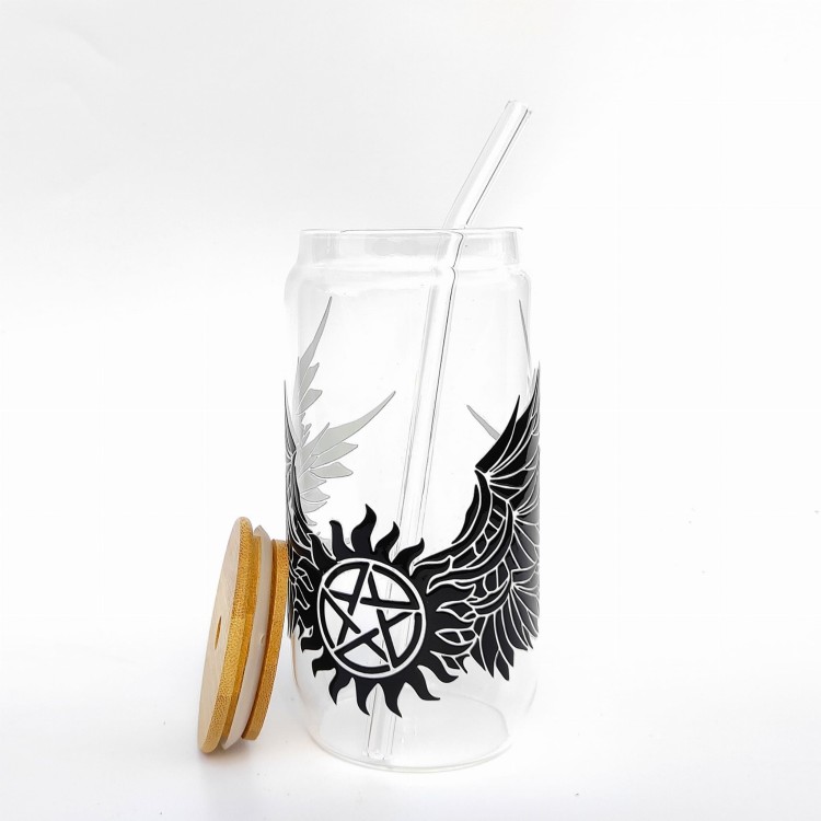 Szklanka 550 ml z bambusową pokrywką i słomką – supernatural outlet skrzydła - pocichutku.pl