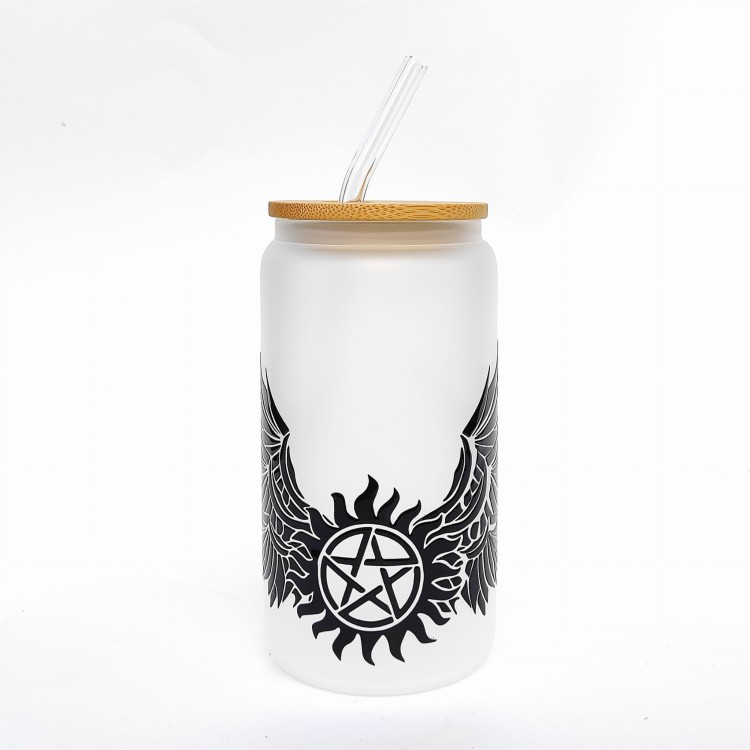 Szklanka 550 ml z bambusową pokrywką i słomką – supernatural outlet skrzydła mleczne szkło - pocichutku.pl