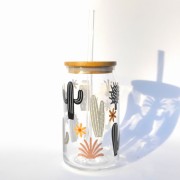 Szklanka 500 ml z bambusową pokrywką i słomką - kubek w kaktusy  - pocichutku.pl