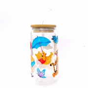 Kubuś Puchatek z Krzysiem - szklanka dla dziecka z pokrywką i słomką 550 ml - pocichutku.pl
