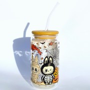 Szklanka 500 ml z bambusową pokrywką i słomką - labubu w wersji jesiennej halloween - pocichutku.pl