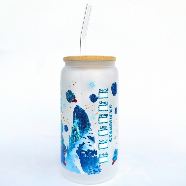 Szklanka 550 ml mleczna szkło z bambusowa pokrywką i słomką - Frozen Kraina Śniego Elsa i Olaf na mlecznym szkle z akcentem Starbucks - pocichutku.pl