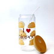 Szklanka 550 ml z bambusową pokrywką i szklaną słomką - kocham pierogi, z serduszkiem - pocichutku.pl