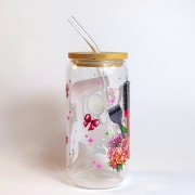 Szklanka 550 ml z bambusową pokrywką i szklaną słomką - suszarka, grzebień i akcesoria fryzjerskie - pocichutku.pl