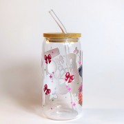 Szklanka 550 ml z bambusową pokrywką i szklaną słomką - suszarka, grzebień i akcesoria fryzjerskie - pocichutku.pl