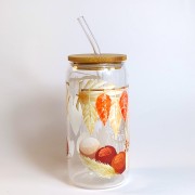 Szklanka 550 ml z bambusową pokrywką i szklaną słomką - sznurki, makramy różnej wielkości i różnych wzorach - pocichutku.pl