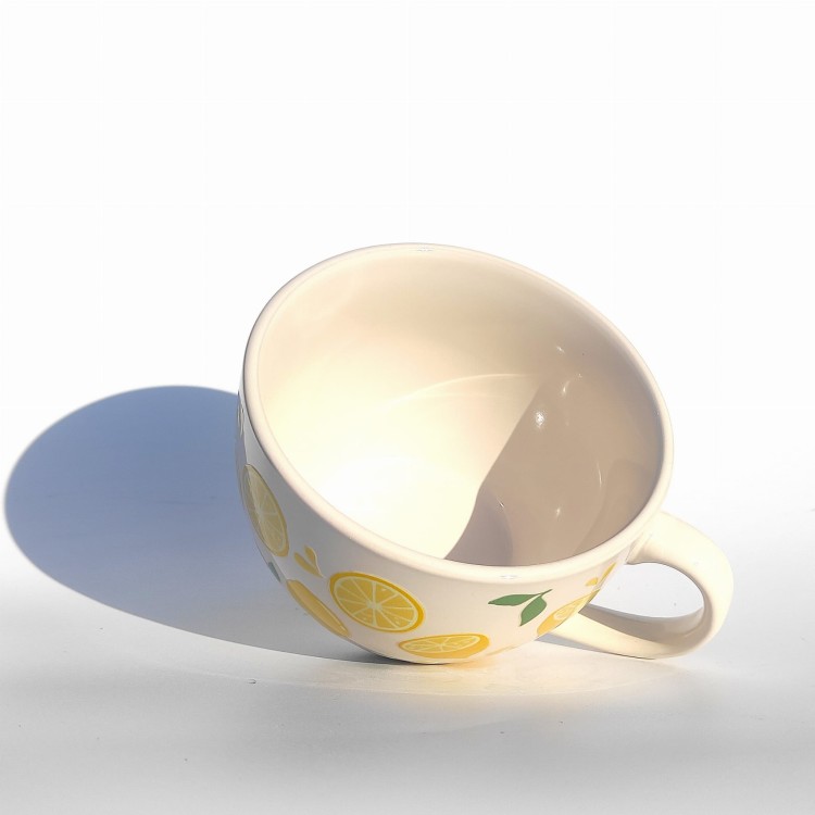 Porcelanowa filiżanka w cytryny i listki - pocichutku.pl
