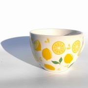 Porcelanowa filiżanka w cytryny i listki - pocichutku.pl