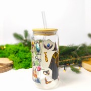 Szklanka 550 ml z bambusową pokrywką i słomką – Hufflepuff z herbem i motywami z Hogwartu – pocichutku.pl