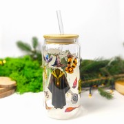 Szklanka 550 ml z bambusową pokrywką i słomką – Hufflepuff z herbem i motywami z Hogwartu – pocichutku.pl