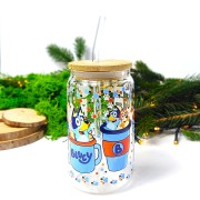Szklany kubek 350 ml dla dziecka z bambusową pokrywką i słomką - bluey kojarzony z Starbucks - pocichutku.pl