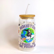 Szklany kubek 550 ml z bambusową pokrywką i słomką - Houston! I think i'm the problem! - pocichutku.pl