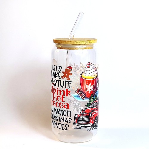 Świąteczny szklany kubek 550 ml z bambusową pokrywką i słomką - czas na pieczenie pierniczków! - pocichutku.pl