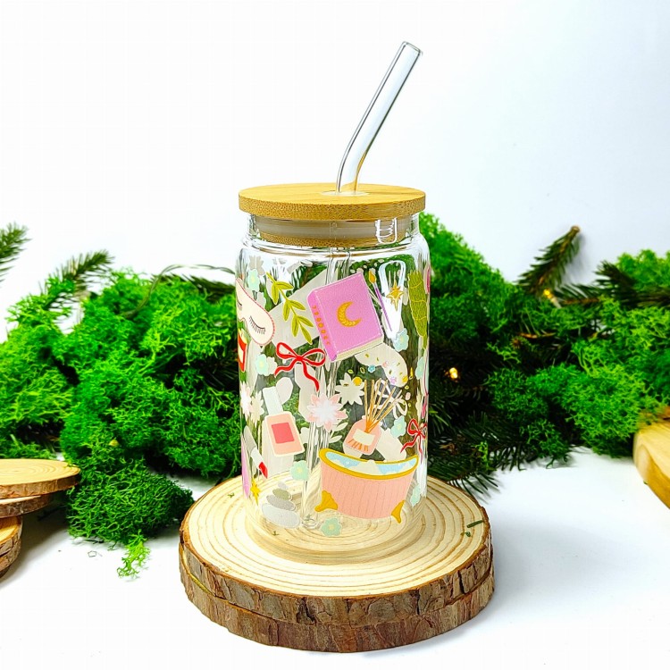 Szklany kubek 350 ml z bambusową pokrywką i słomką - beauty SPA z akcesoriami kosmetycznymi domowe spa relaks odpoczynek - pocichutku.pl