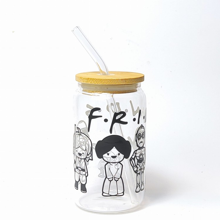 Szklany kubek 350 ml z bambusową pokrywką i słomką - postacie zarys inspirowane Star Wars z dopiskiem PRZYJACIELE - pocichutku.pl
