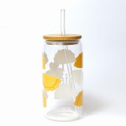 Szklany kubek 550 ml z pokrywką i słomką - kocham pierogi w ciemnej wersji, z serduszkiem - pocichutku.pl