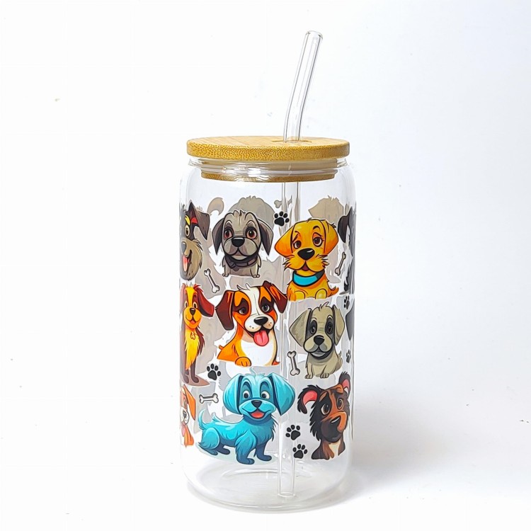 Szklany kubek 550 ml z bambusową pokrywką i słomką - OUTLET - kundelka - jeden z piesków uszkodzony - pocichutku.pl