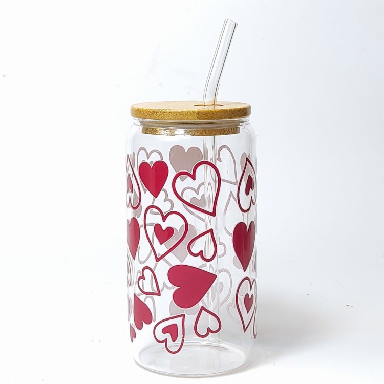 Szklanka z drewnianą pokrywką i słomką 550 ml - serduszka jak wino - trzy serduszka z lekkim uszkodzeniem - pocichutku.pl