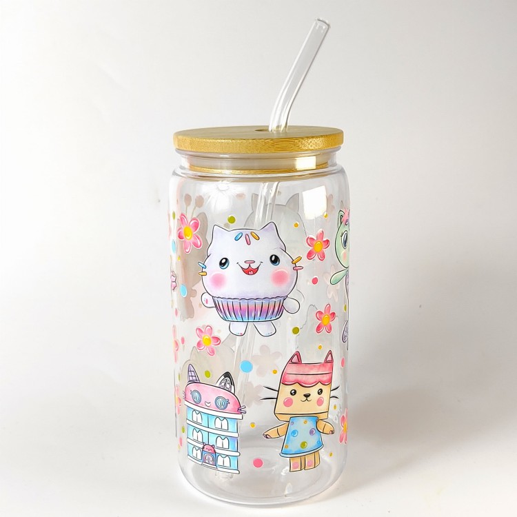 Szklanka plastikowa 550 ml z bambusową pokrywką i rurką - Koci Domek Gabi - pocichutku.pl