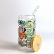 Szklany kubek 550 ml z bambusową pokrywką i słomką - kubek dla książkary motywujące cytaty zachęcające do czytania na kolorowych kleksach - pocichutku.pl