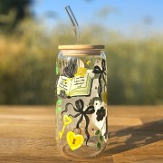 Szklany kubek 550 ml z bambusową pokrywką i słomką - Smocza tajemnica w wersji czarno zielonej - pocicutku.pl