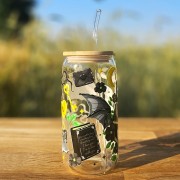 Szklany kubek 550 ml z bambusową pokrywką i słomką - Smocza tajemnica w wersji czarno zielonej - pocicutku.pl