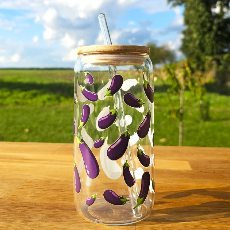 Szklany kubek 550  ml z pokrywką i słomką - bakłażany  - pocichutku.pl