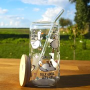 Szklany kubek 550  ml z pokrywką i słomką - zabawne gąski - pocichutku.pl