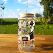 Szklany kubek 550  ml z pokrywką i słomką - kubek dla fanek thrillerów, kryminałów, prawdziwej zbrodni - pocichutku.pl