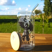 Szklany kubek 550  ml z pokrywką i słomką - Fourth wing czwarte skrzydło - pocichutku.pl