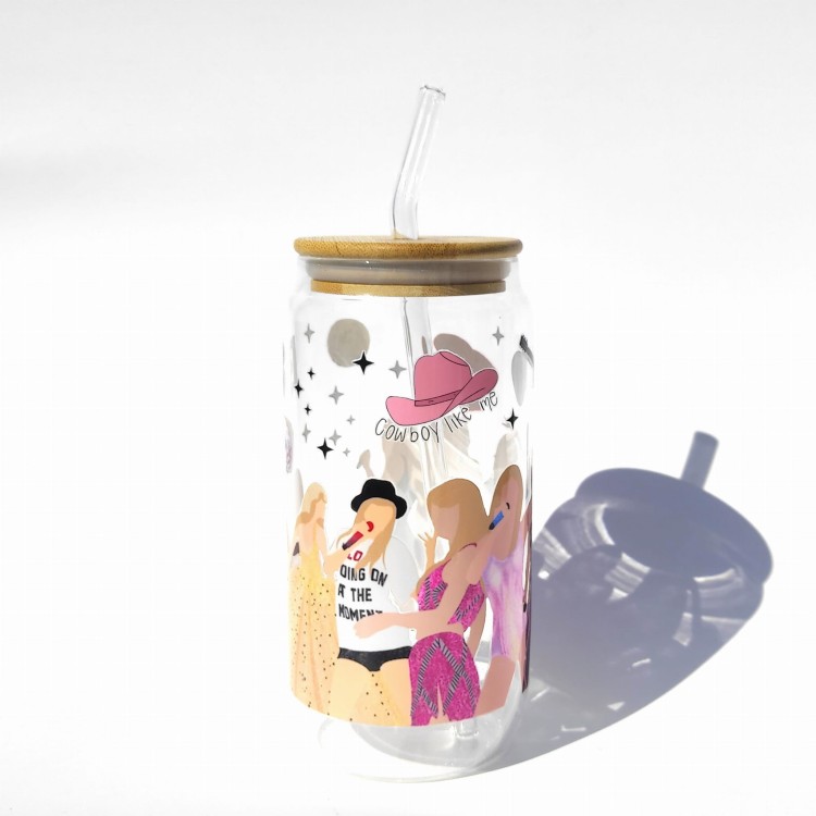 Szklanka 550 ml z bambusową pokrywką i słomką - inspirowany Taylor Swift koncertem eras tour - pocichutku.pl
